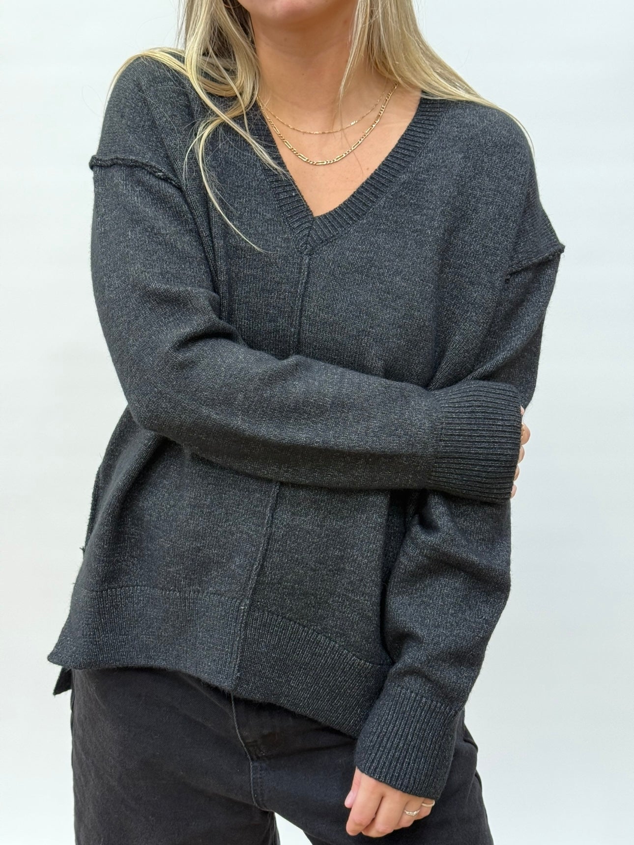Vally V-neck Knit