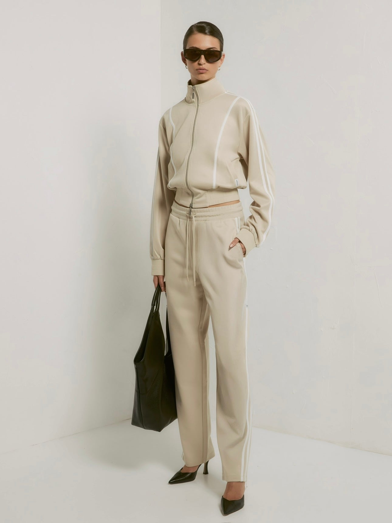 Kinetic Pant - Almond