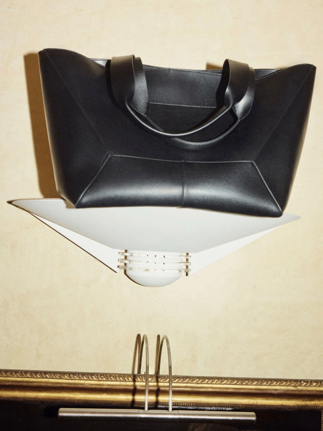 Ezra Tote - Black