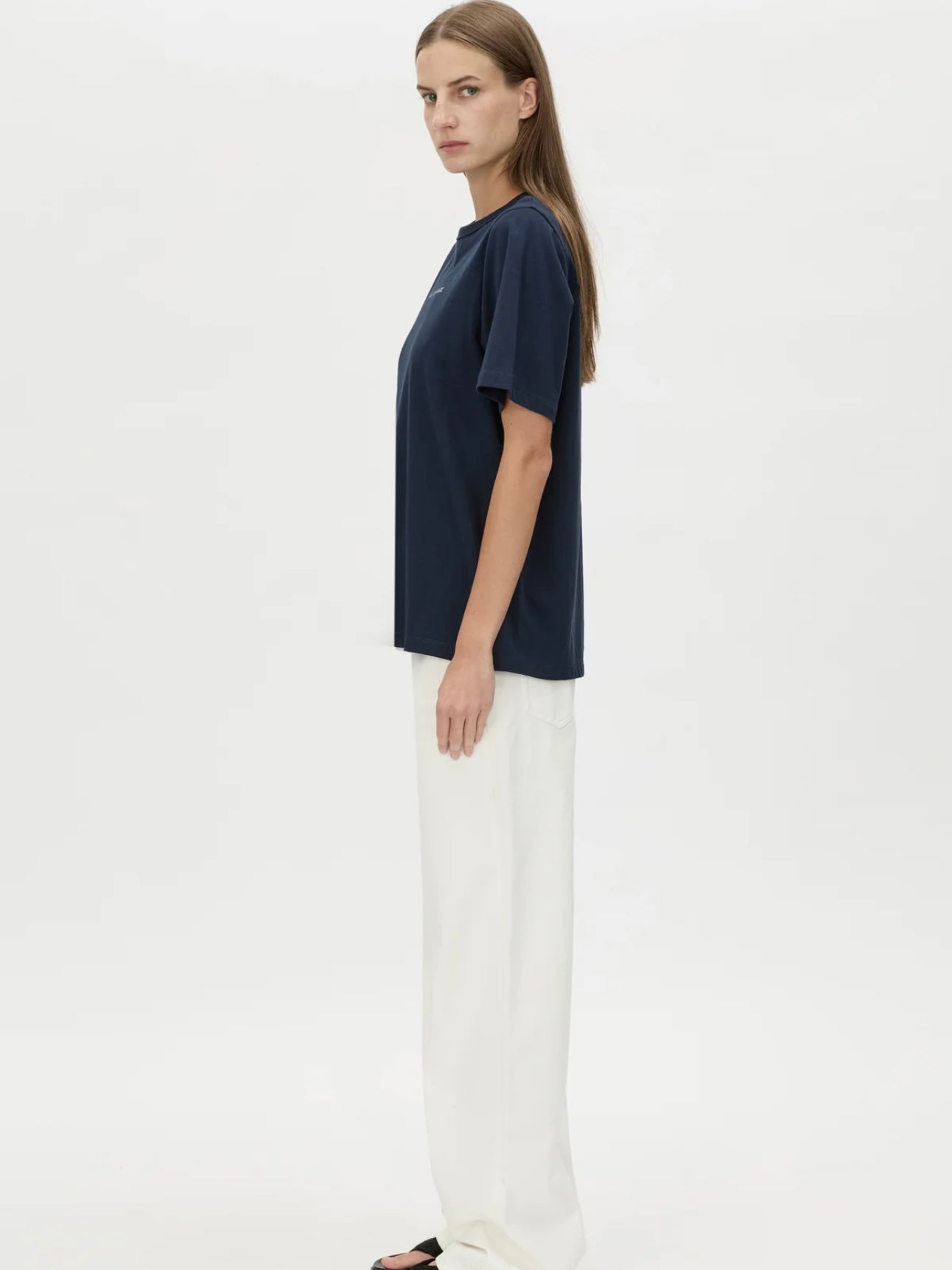 Suvero Logo Tee - Navy