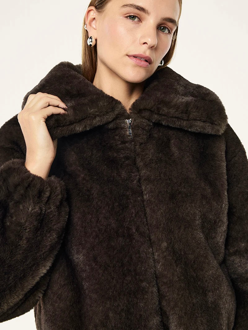 Ivess Jacket