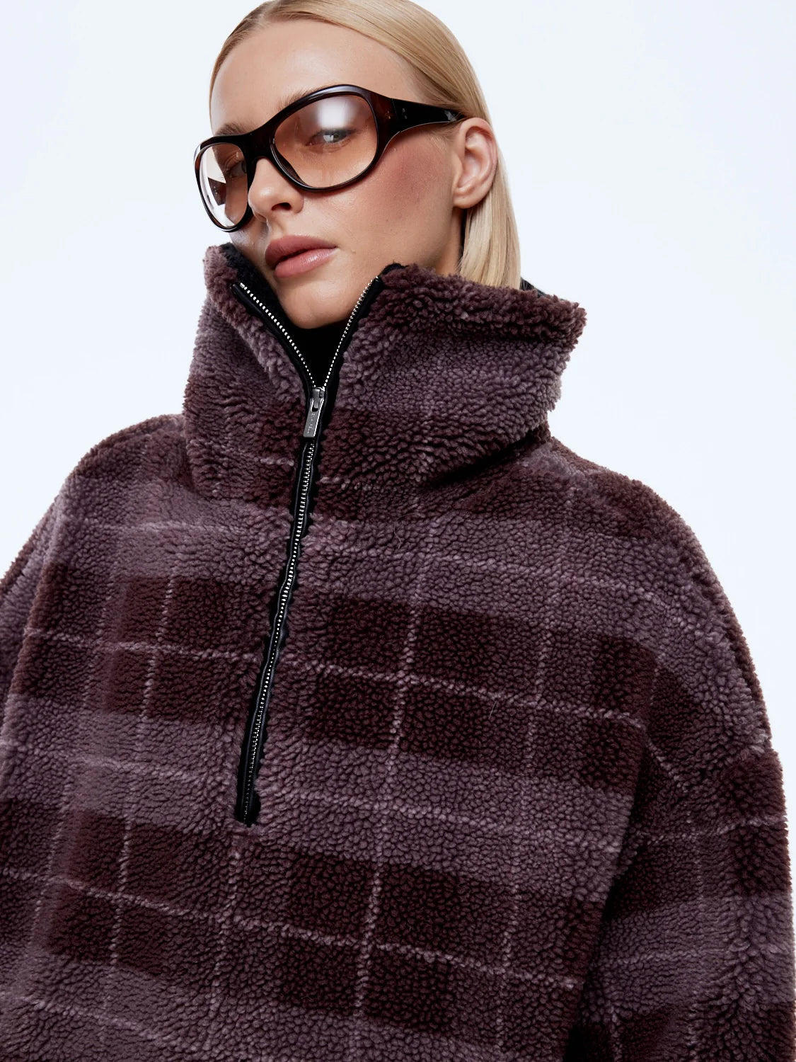 Winnie Qtr Zip - Check