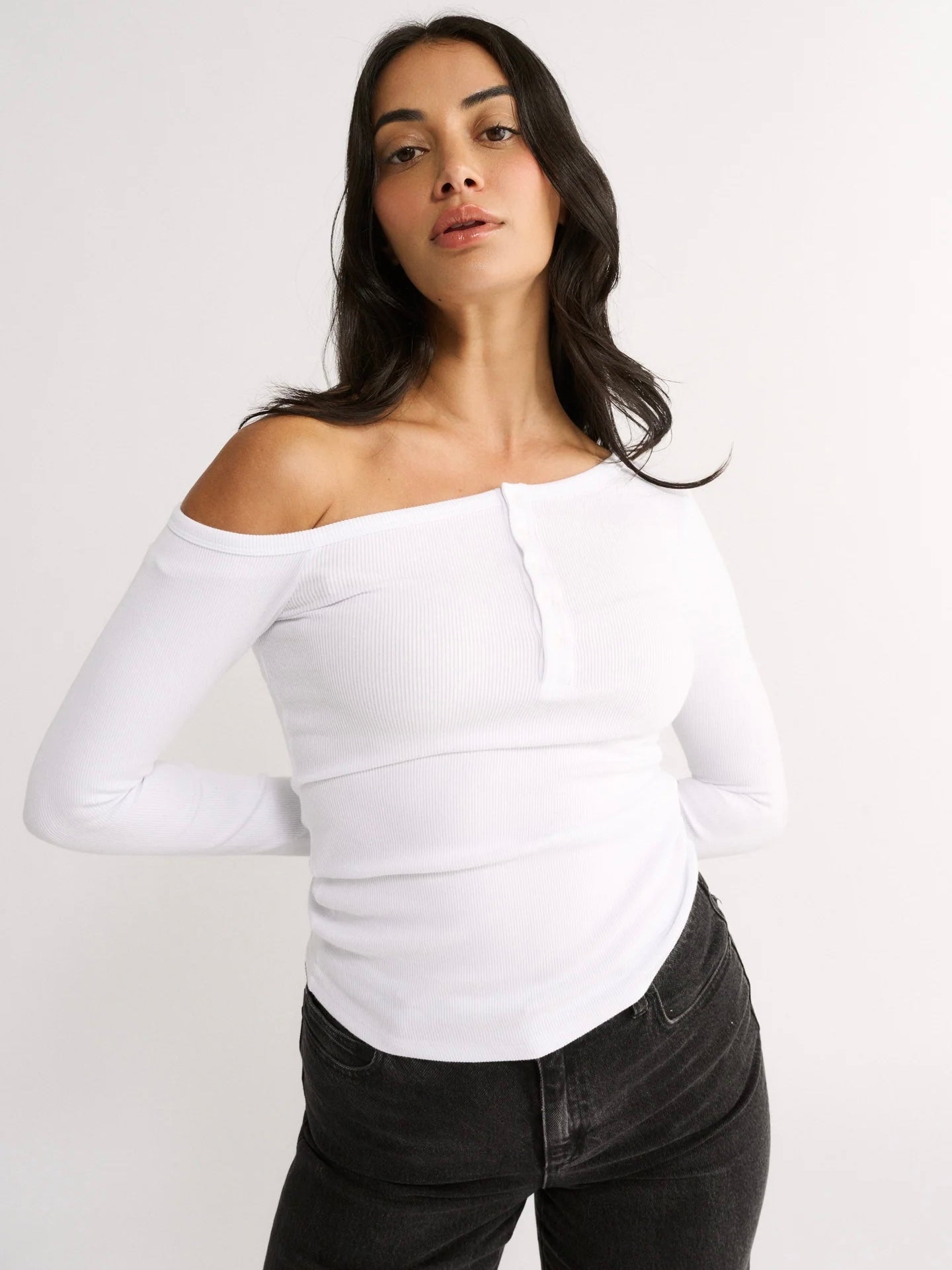 Cobie Off Shoulder Top - White