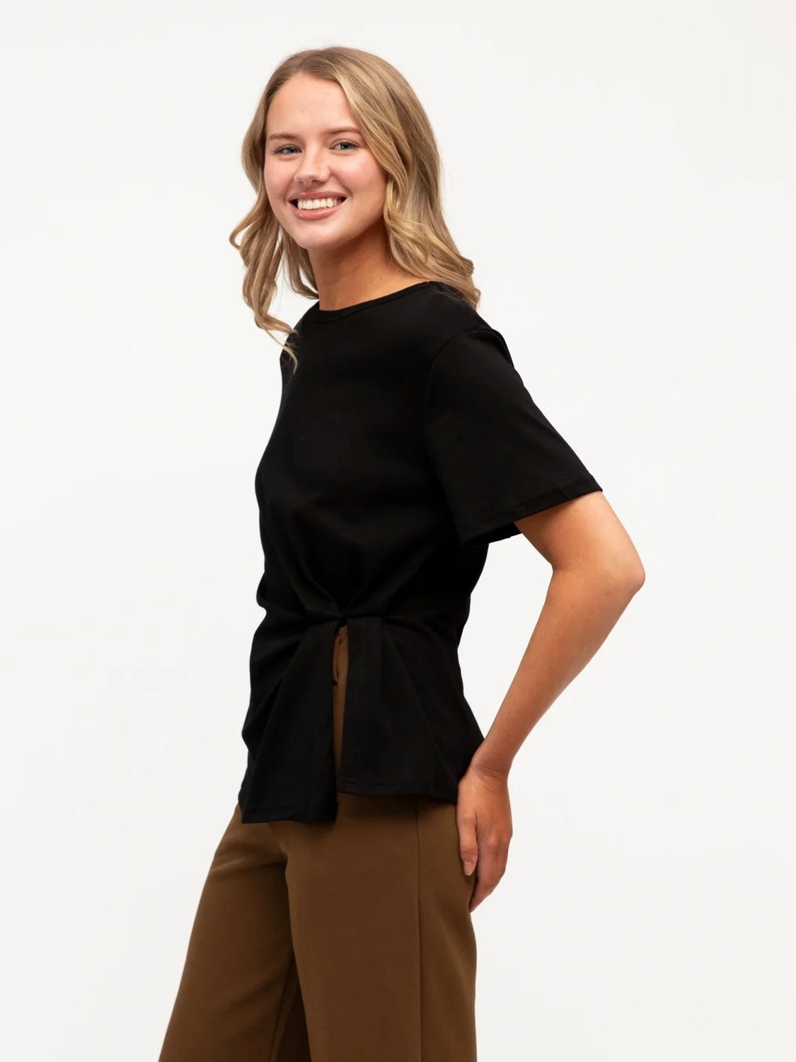 Samira Tee - Black