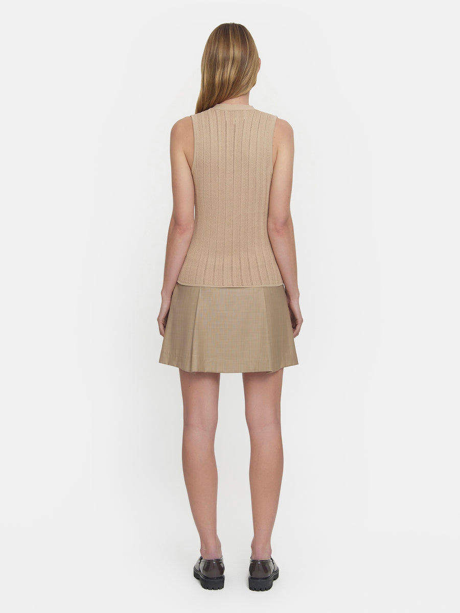 Plaza Vest