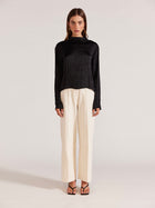 Roma Top Black