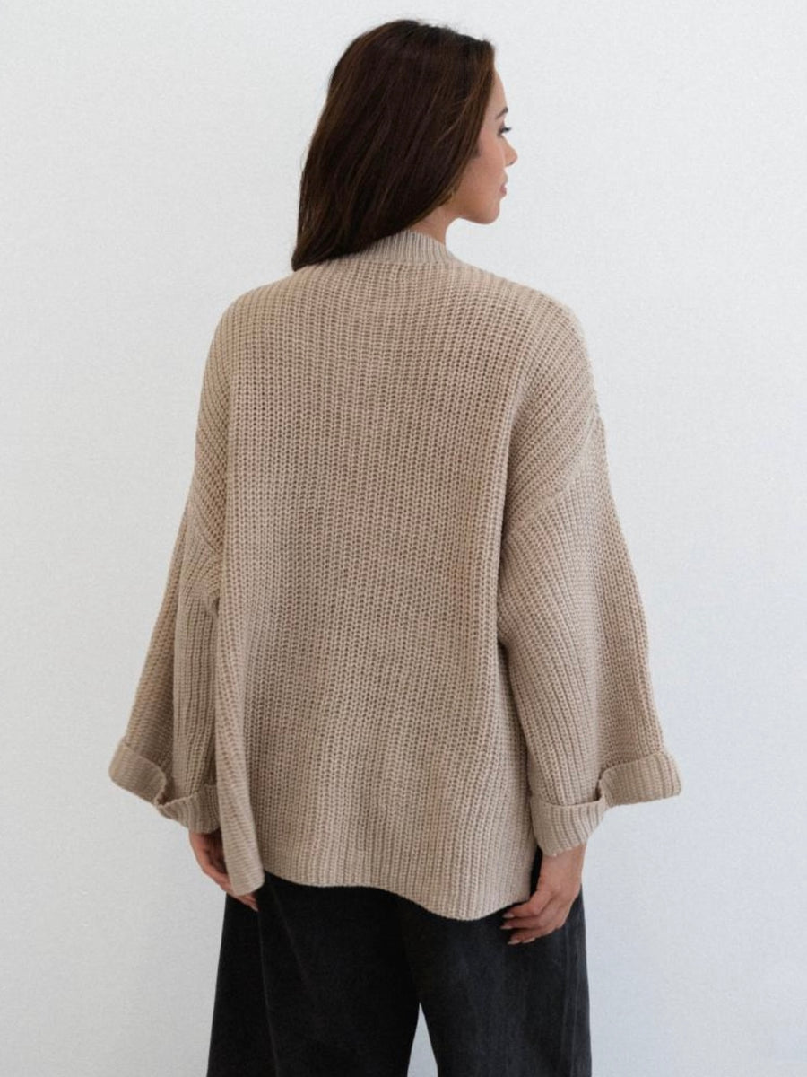 Casey Cardi Beige