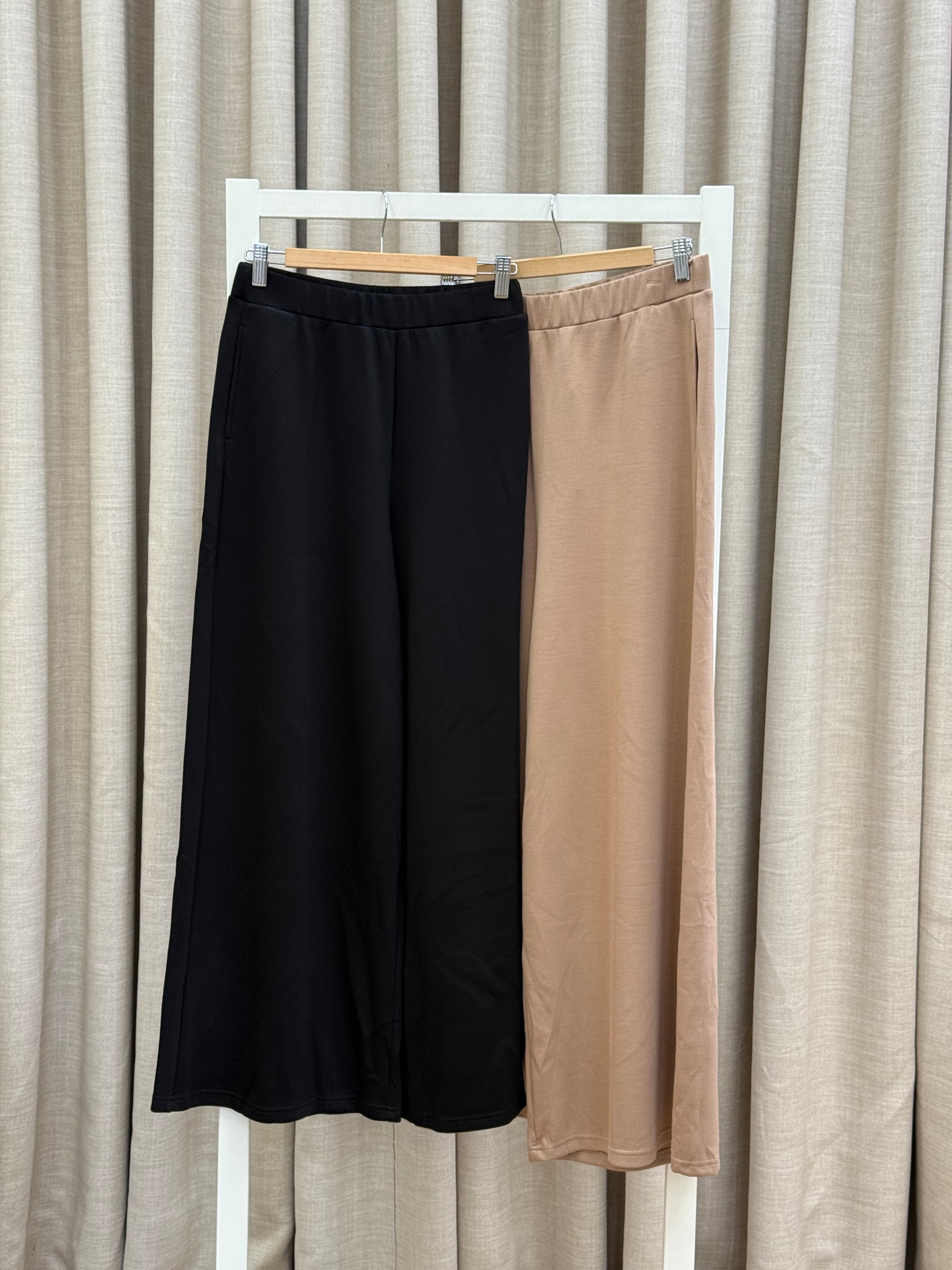 Ruby Pant - Tan