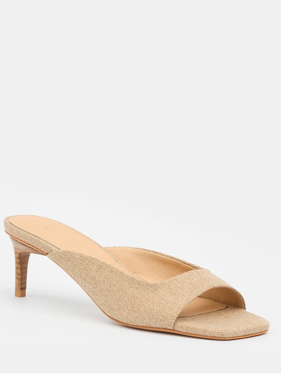 Tutu Mule
