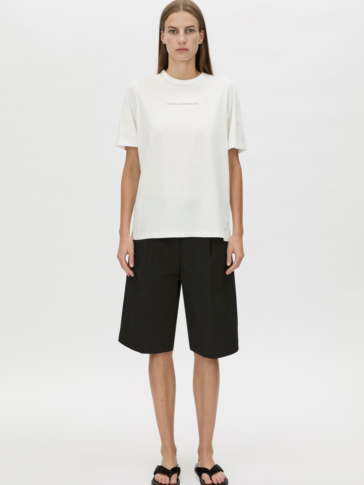 Suvero Logo Tee - Soft White