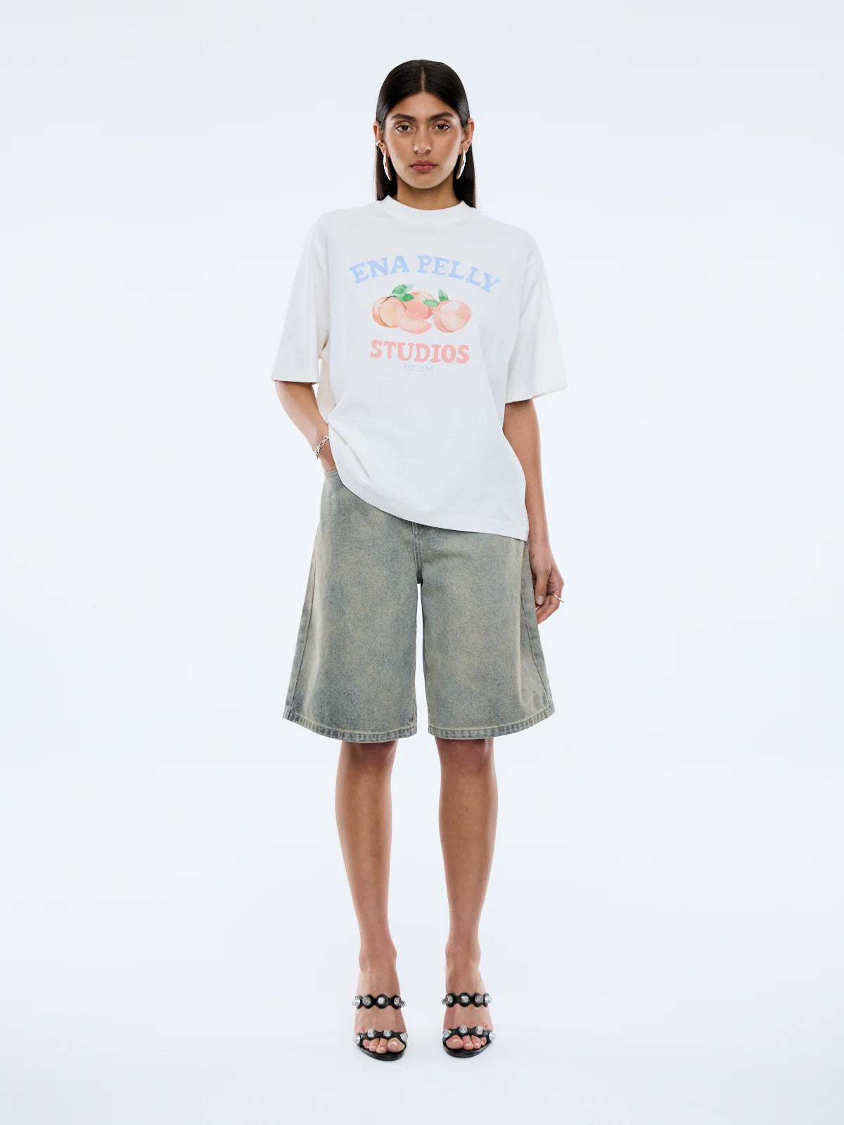 Peaches Tee