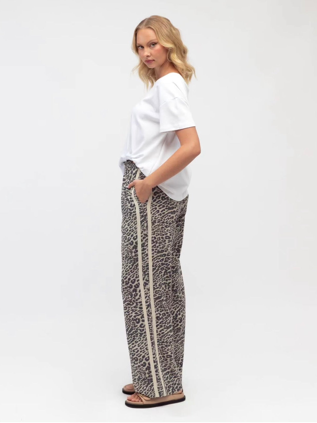 Alora Leopard Pant