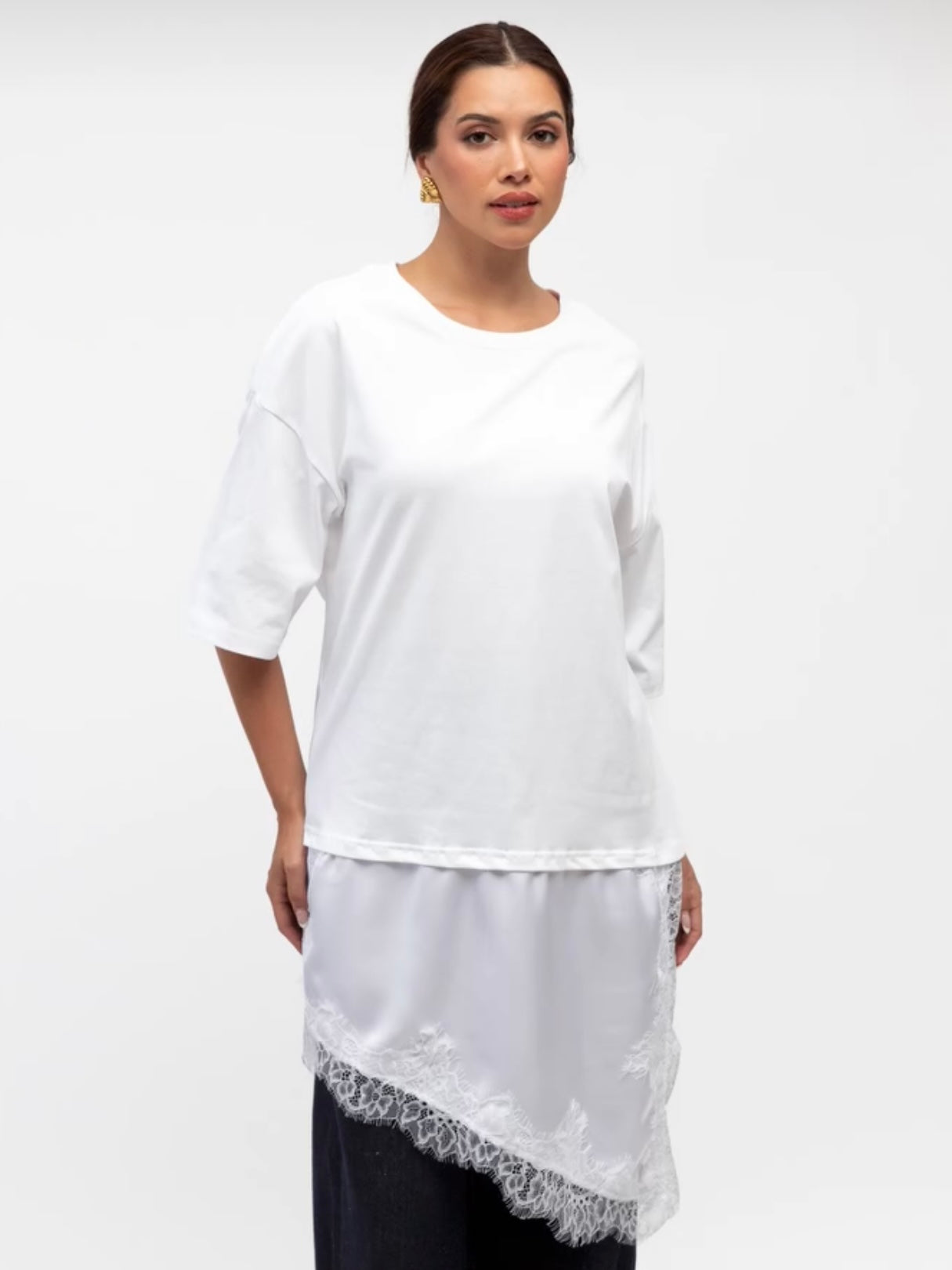 Kruz Lace Hem Tee - White