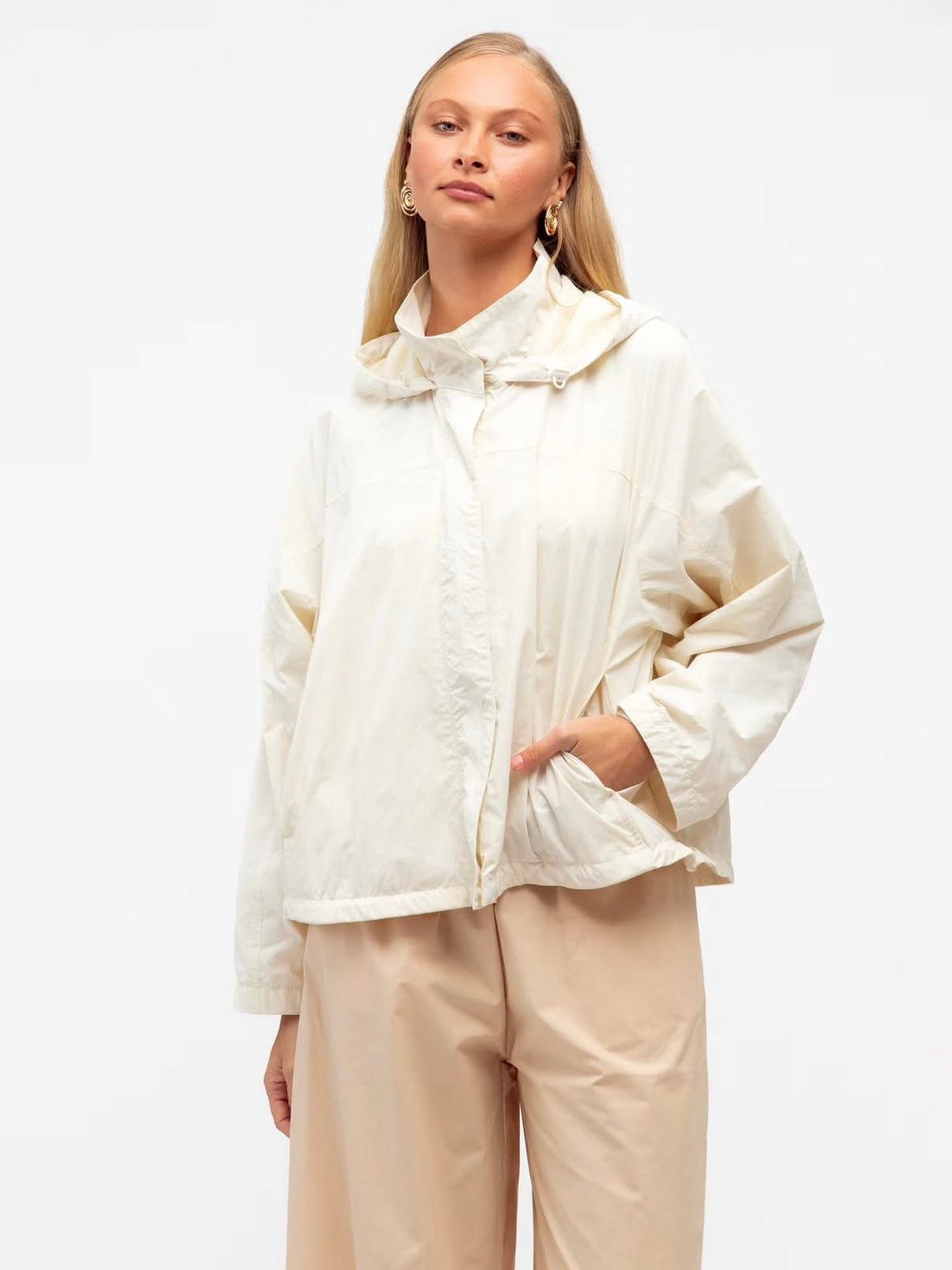 London Wind Breaker - Cream