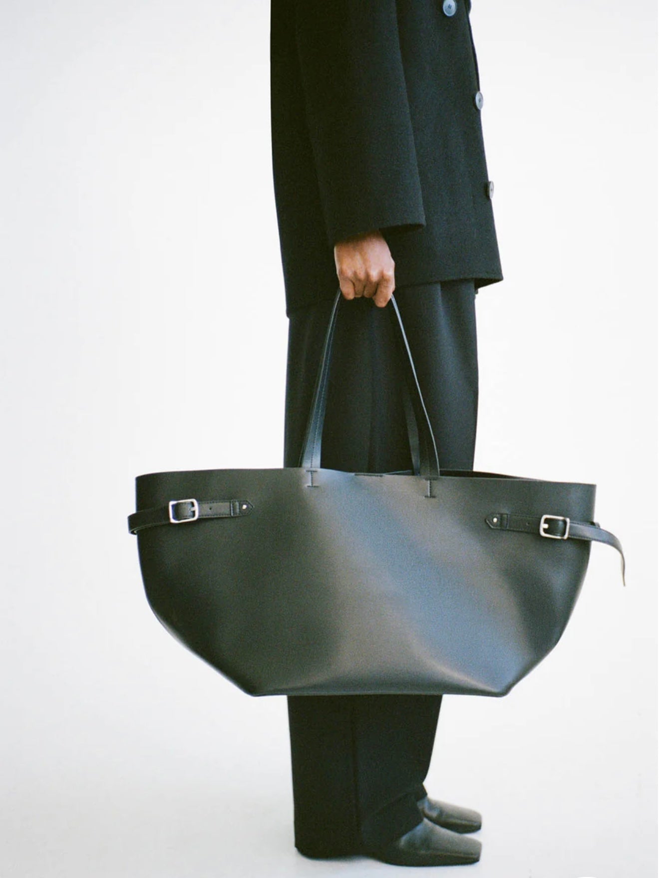 Willa Tote - Black