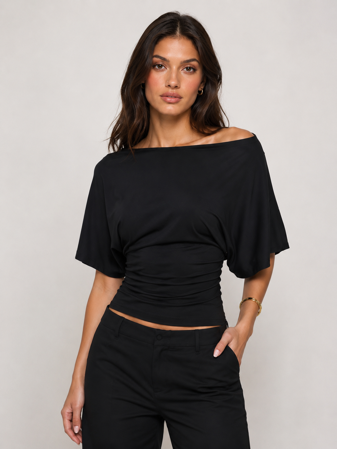Demi Tee