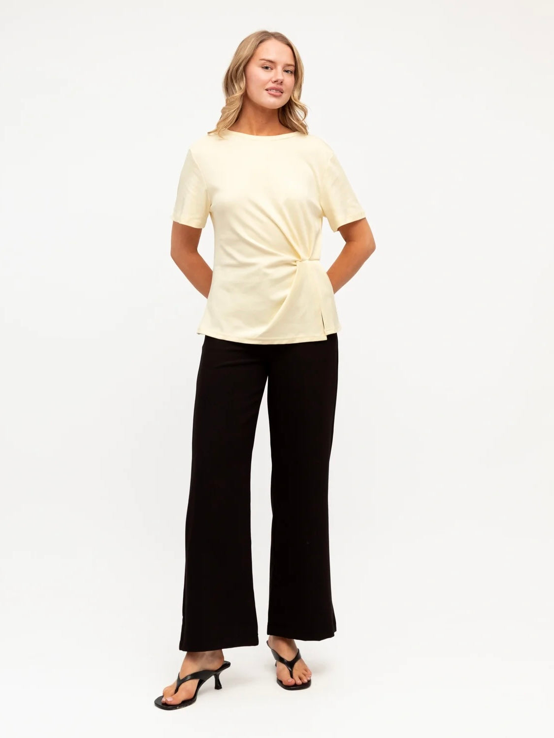 Samira Tee - Butter