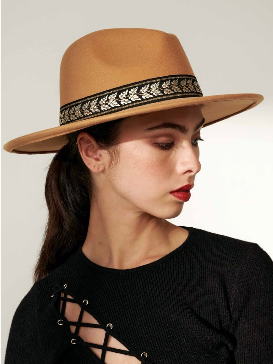 Lia Fedora Tan