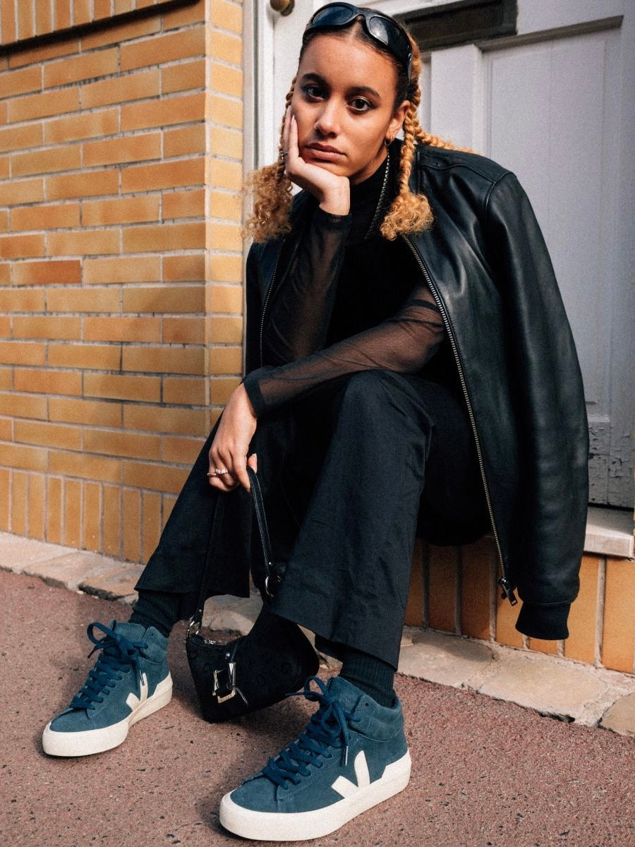 Minotaur - Suede Nautico Pierre